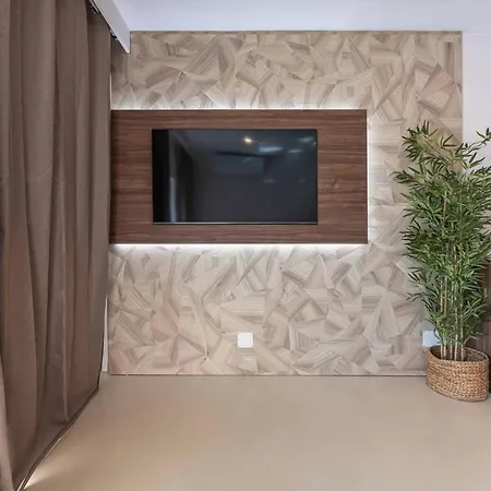 Apartmán Charming Golden Mile At 300m From The