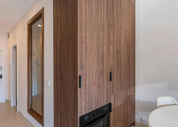 شقة Charming Golden Mile At 300m From The ماربيا